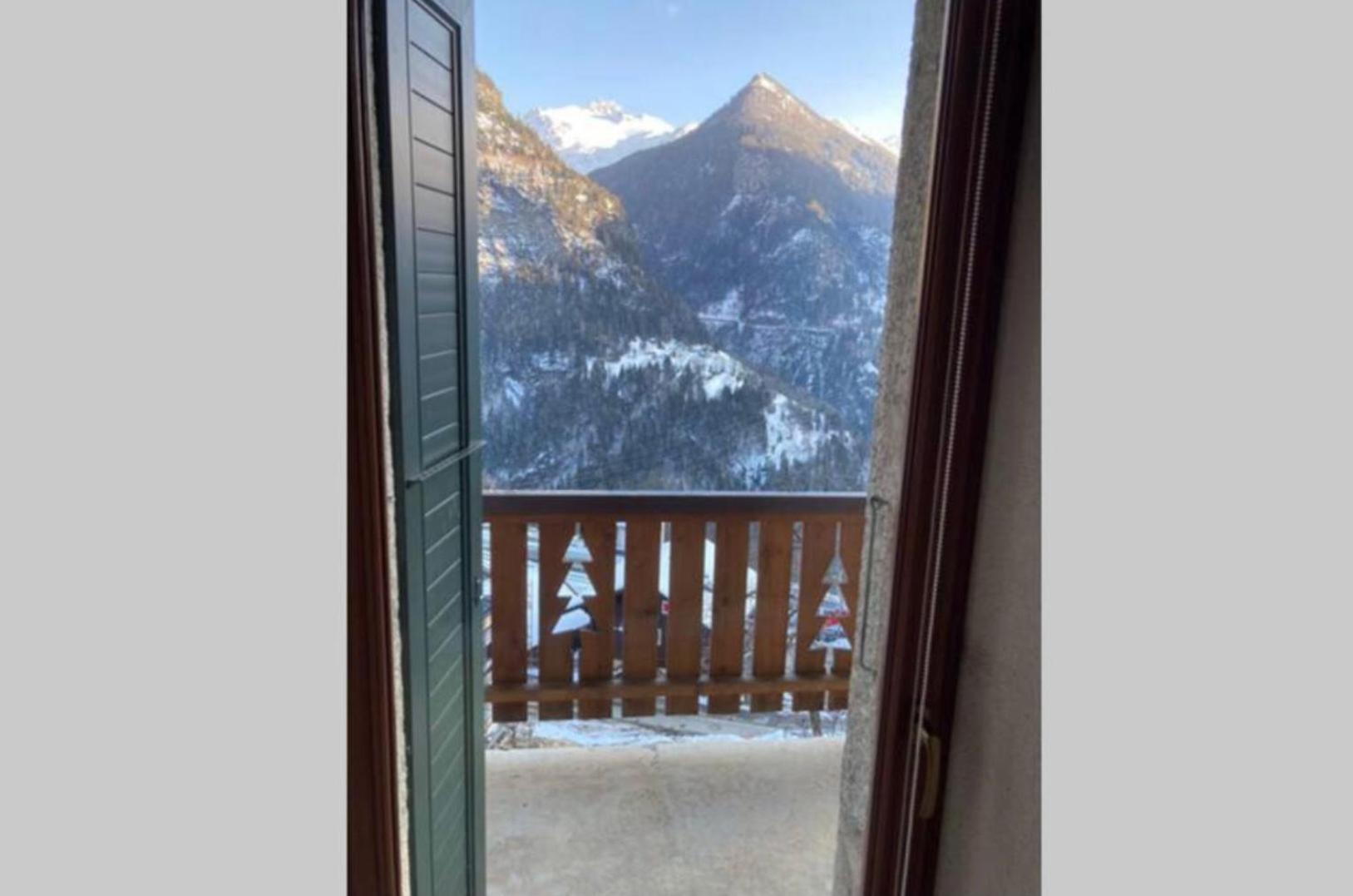 Bel Appartement 2.5 Pieces Avec Balcon, Magnifique Vue Sur Le Glacier Des Grands Finhaut Eksteriør bilde